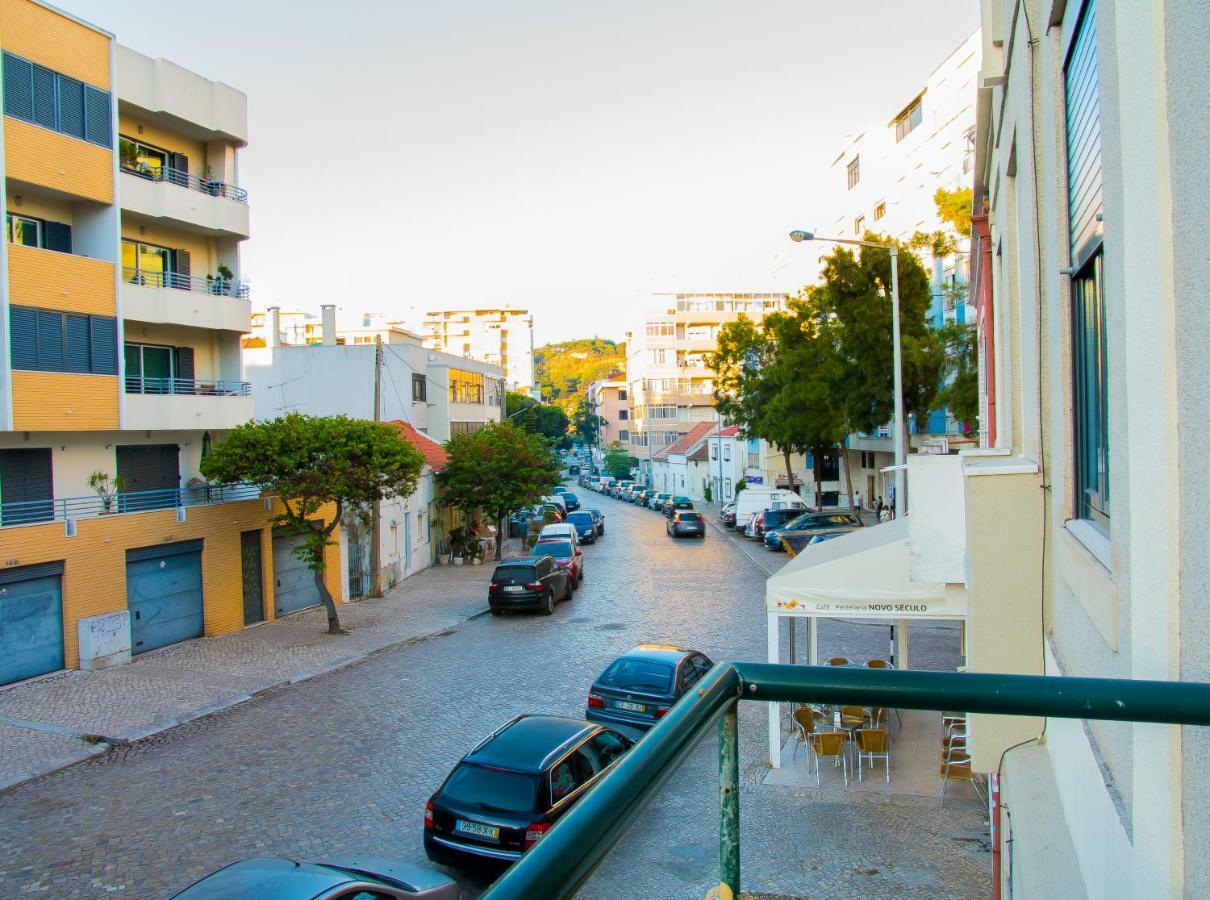 Sonia'S Costa Da Caparica Apartment Costa da Caparica Exterior photo